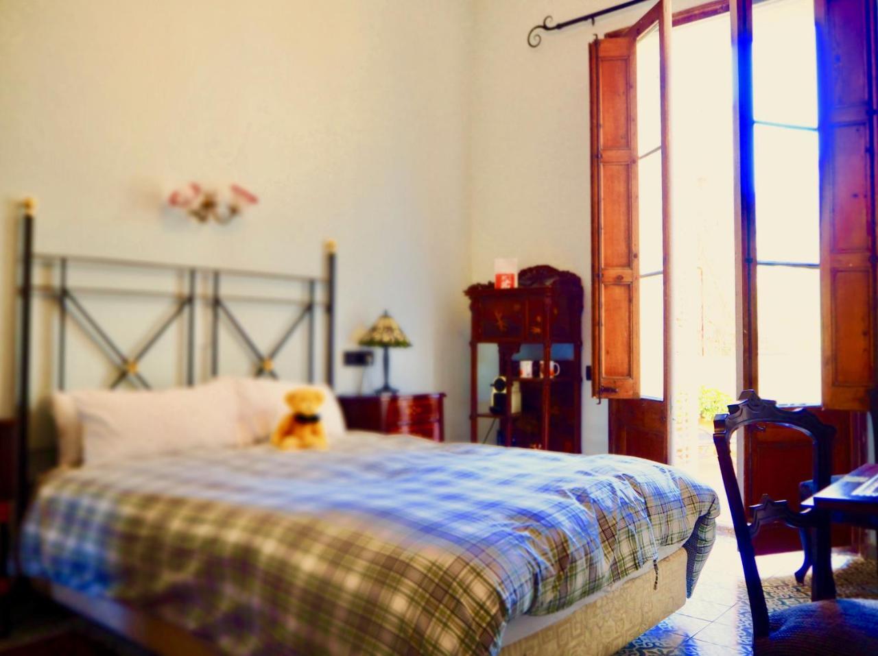 Privat Hotel Liberty سيدجيس المظهر الخارجي الصورة